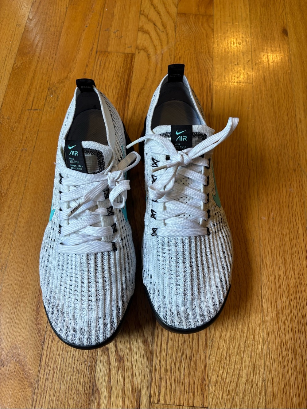 Nike White & Teal Flyknit Athletic Shoes